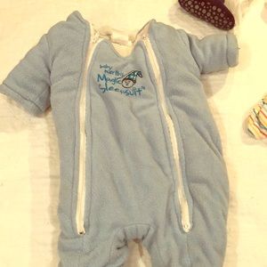 Magic Merlin sleepsuit sz small 3-6 months